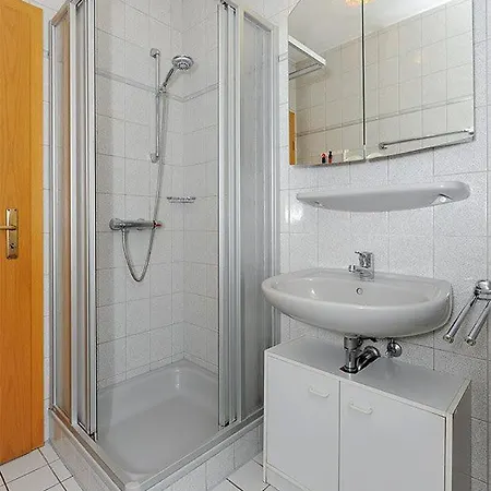 Ferienwohnungen Haus Taddigshus Bensersiel Buitenkant foto